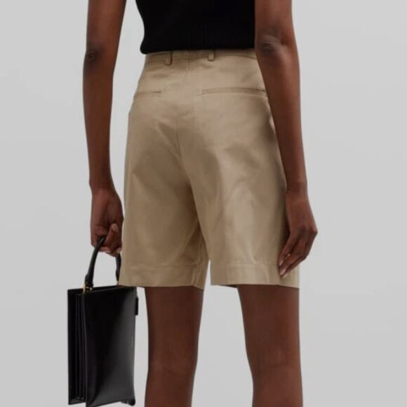 Toteme Women's Beige Pleated Cotton Twill Shorts Size 34 - Picture 2 of 4